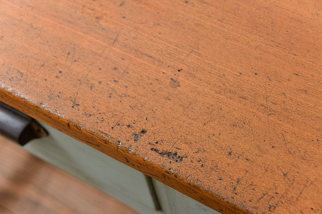 レトロ家具　昭和レトロ アンティークペイントの片袖机(テーブル、作業台)