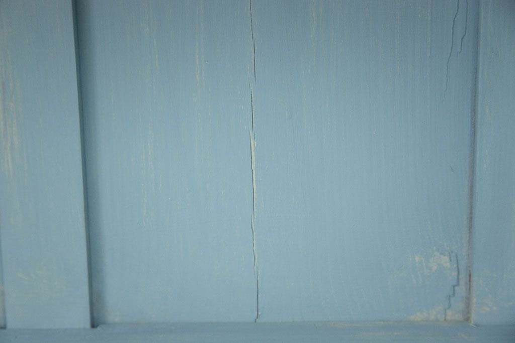 アンティーク家具　フランスアンティーク リメイク品 ペンキのはげた引き出し付きフレンチキャビネット(1)(収納棚、飾り棚)
