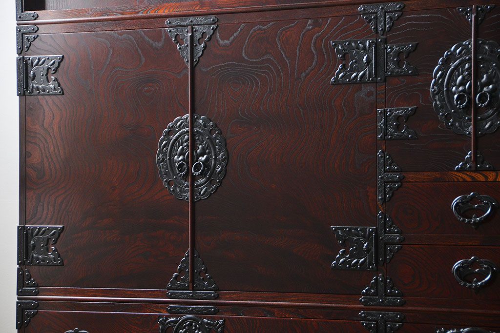 中古　伝統工芸品 岩谷堂箪笥　特大整理箪笥　定価約130万円(衣装箪笥、チェスト)