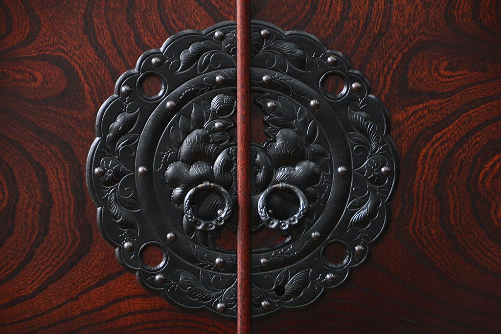 中古　伝統工芸品 岩谷堂箪笥　特大整理箪笥　定価約130万円(衣装箪笥、チェスト)