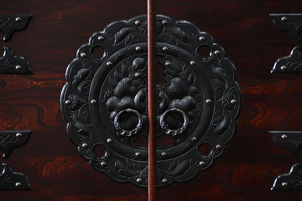 中古　伝統工芸品 岩谷堂箪笥　特大整理箪笥　定価約130万円(衣装箪笥、チェスト)