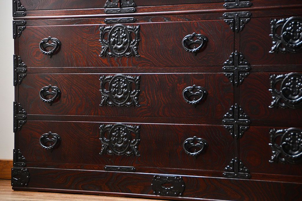 中古　伝統工芸品 岩谷堂箪笥　特大整理箪笥　定価約130万円(衣装箪笥、チェスト)