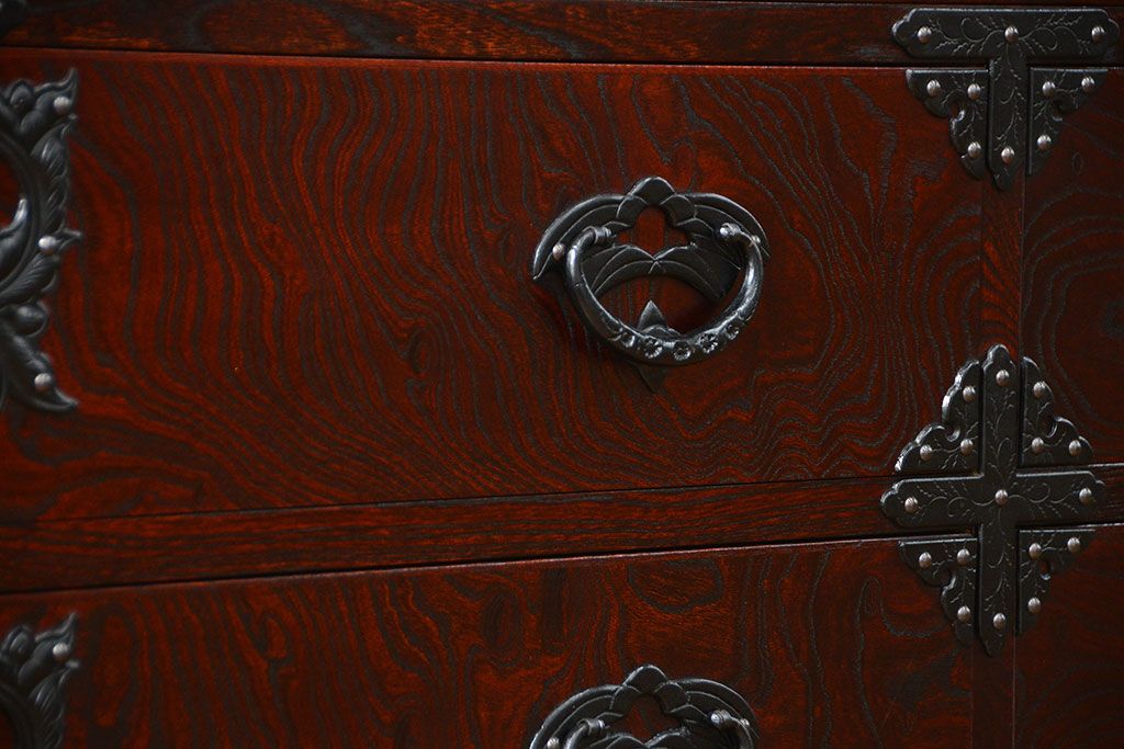 中古　伝統工芸品 岩谷堂箪笥　特大整理箪笥　定価約130万円(衣装箪笥、チェスト)