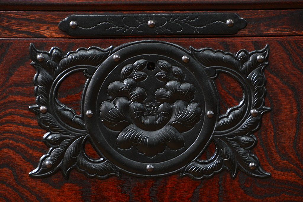 中古　伝統工芸品 岩谷堂箪笥　特大整理箪笥　定価約130万円(衣装箪笥、チェスト)