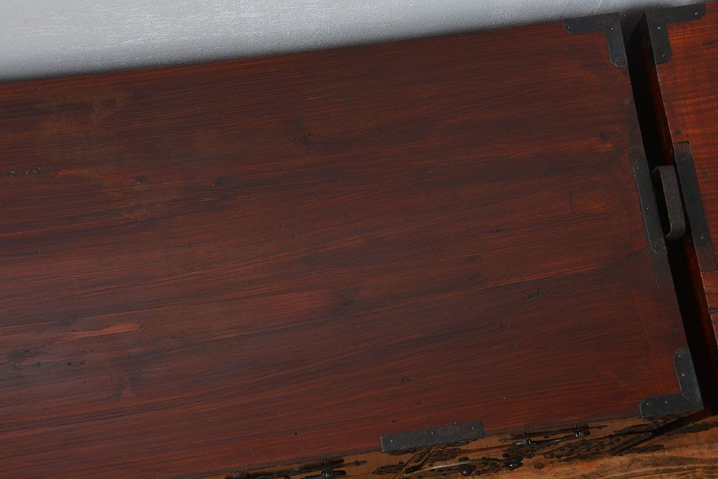 古民具・骨董 極上美品　蝶覆輪金具　前面栗材　米沢箪笥(時代箪笥)　