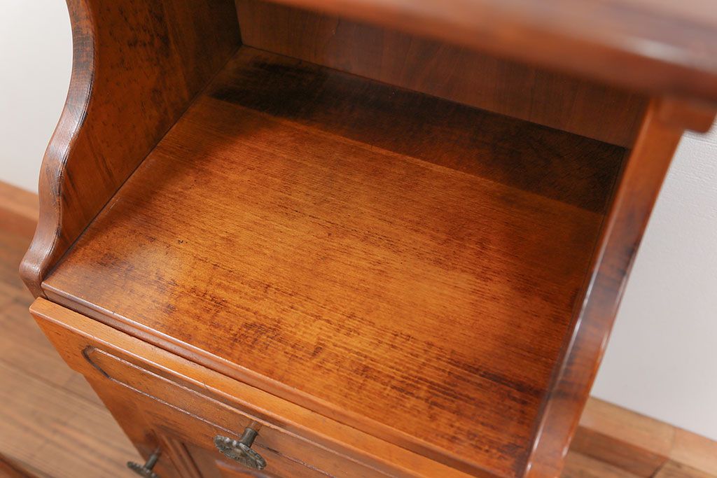 中古　ビンテージカリモク電話台