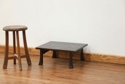 アンティーク家具　古民具・骨董 古い栗材浮造り仕上げの小さな高級折り畳みテーブル　(机、ちゃぶ台)