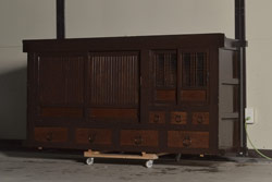 アンティーク家具　立派な六尺水屋箪笥サイドボード(収納棚)(R-036601)