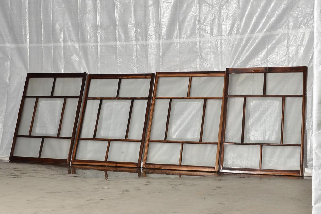 アンティーク建具　シンプルな木製フレームのガラス戸4枚セット(窓、引き戸)(R-036769)