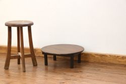 アンティーク家具　古民具・骨董 古い木の小振りな丸型ちゃぶ台　(机、座卓)