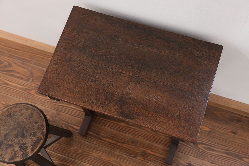 アンティーク家具　アンティーク 古いナラ材の小さな作業台(テーブル、机)