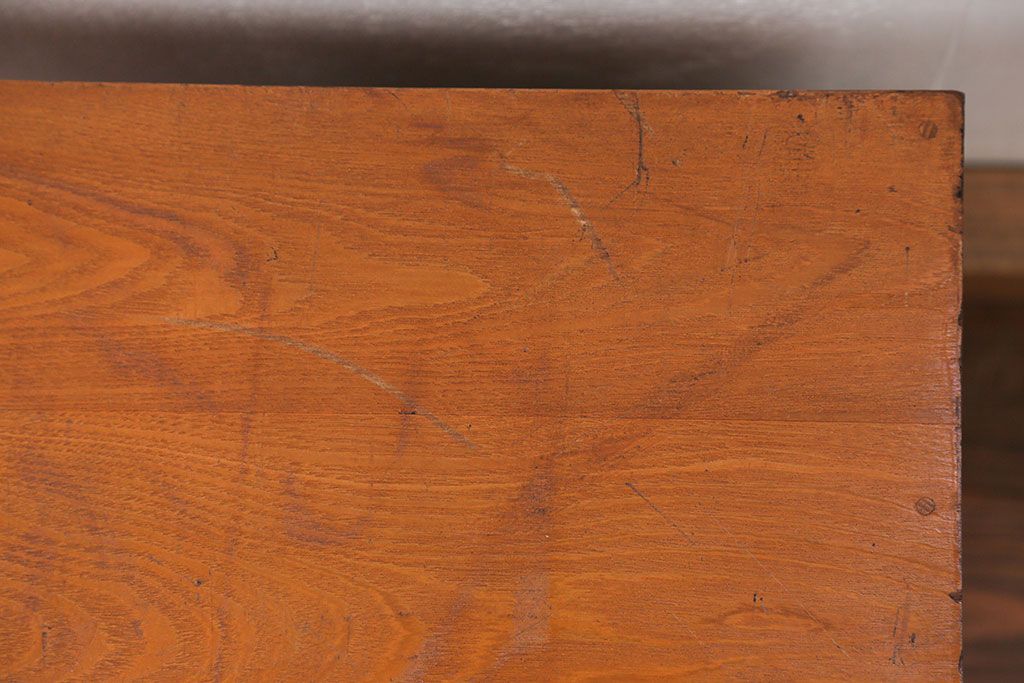 レトロ家具　昭和レトロ 古い木の大振りな小引き出し(チェスト、ドロワー)