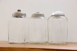 アンティーク雑貨　アンティーク 古い駄菓子屋のレトロなガラス瓶3個セット(ガラスビン)