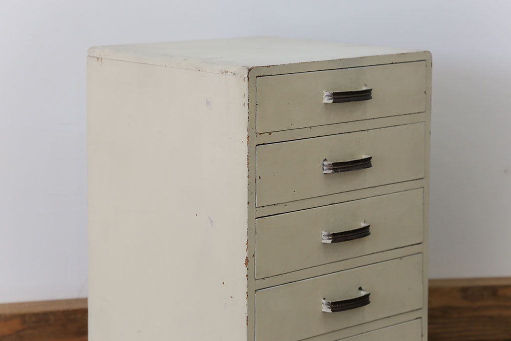 レトロ家具　昭和レトロ ペンキのはげた五段小引き出し