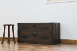 アンティーク家具　古民具・骨董 前面桐材の時代箪笥ローボード(桐箪笥、桐たんす)