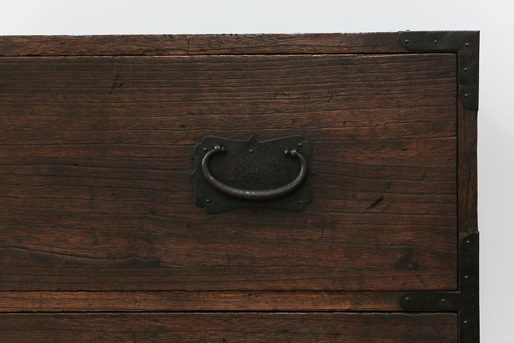 アンティーク家具　古民具・骨董 前面桐材の時代箪笥ローボード(桐箪笥、桐たんす)