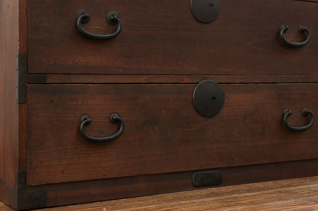 アンティーク家具　古民具・骨董 丸金具の時代箪笥ローボード(2)(ローチェスト)