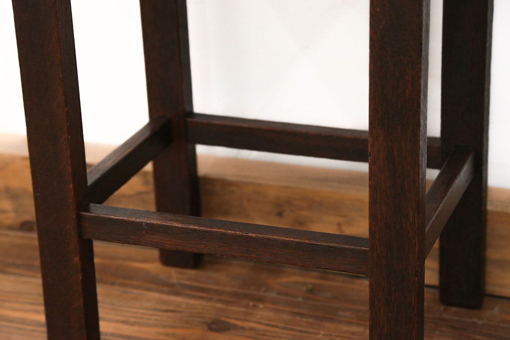 アンティーク家具　アンティーク リネン座面 古いナラ材の角スツール(椅子、チェア)