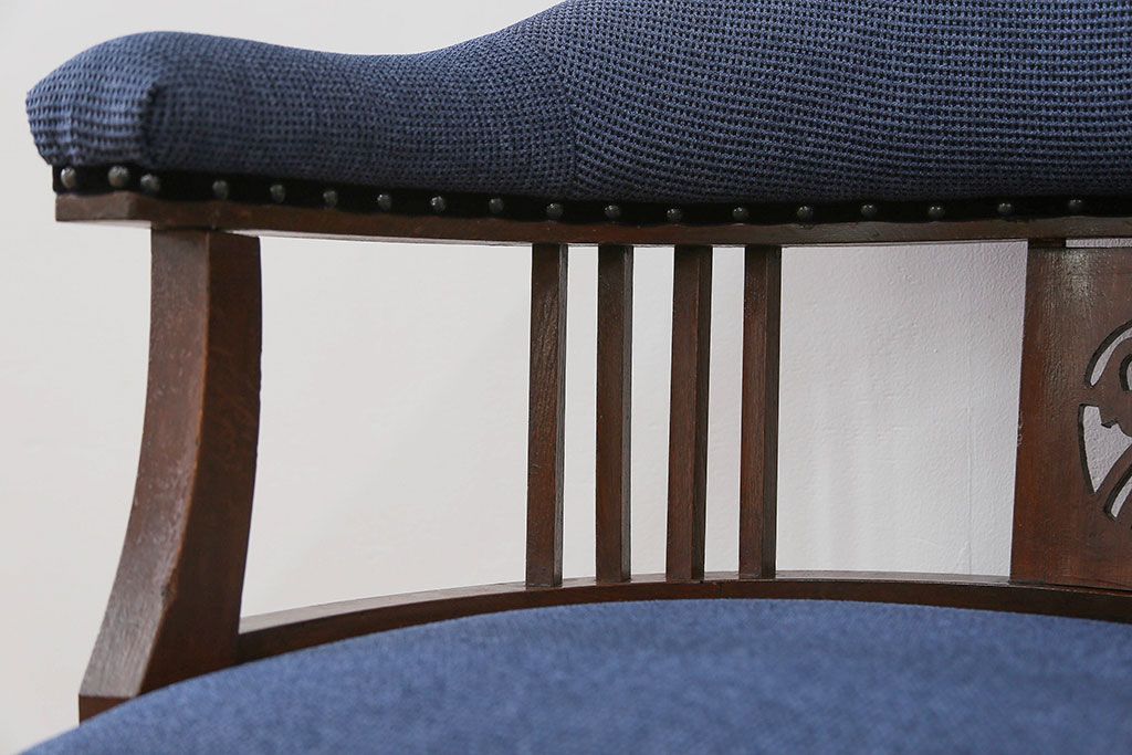 アンティーク家具　大正ロマン 古いナラ材の上品な回転椅子(回転イス、ドクターチェア)