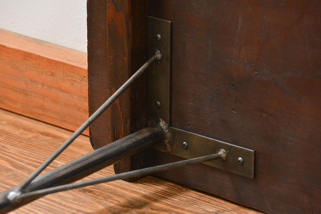 アンティーク家具　アンティーク 古材天板の鉄脚センターテーブル(机、作業台)