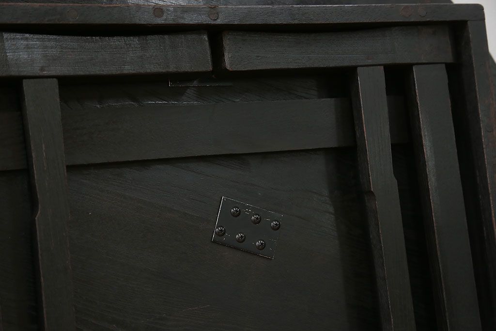レトロ家具　昭和レトロ 古い栓材のシックな丸型ちゃぶ台 (座卓、座机)