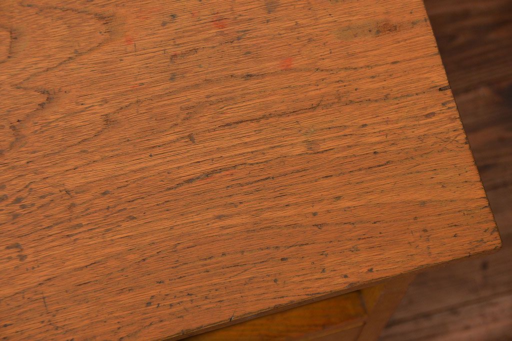 レトロ家具　昭和レトロ かわいいデザインの小さな片袖机(テーブル、デスク、在宅ワーク、在宅用)