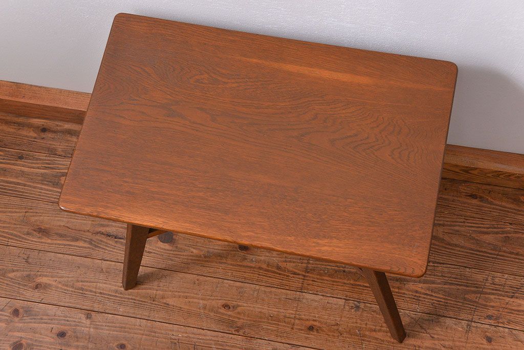 アンティーク雑貨　アンティーク 古いナラ材のレトロなサイドテーブル(センターテーブル)