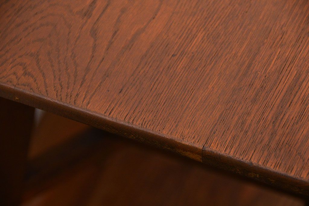 アンティーク雑貨　アンティーク 古いナラ材のレトロなサイドテーブル(センターテーブル)