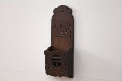 アンティーク雑貨　アンティーク 珍品!古い木の彫刻入り状差し(カードケース、図書館、図書室)