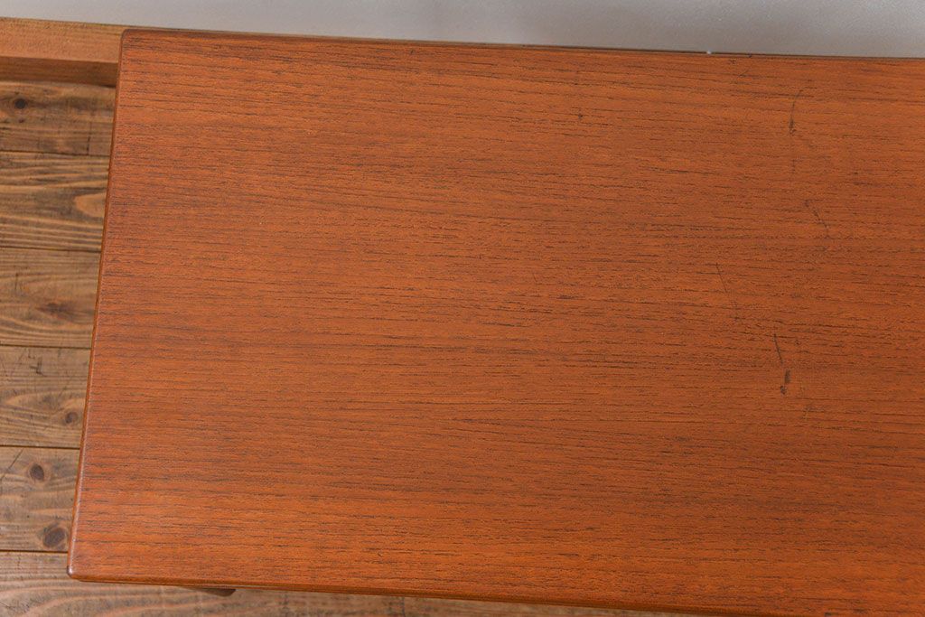 北欧家具 A.H McINTOSH(マッキントッシュ)北欧ビンテージ多機能なネストテーブル(サイドテーブル、コーヒーテーブル)