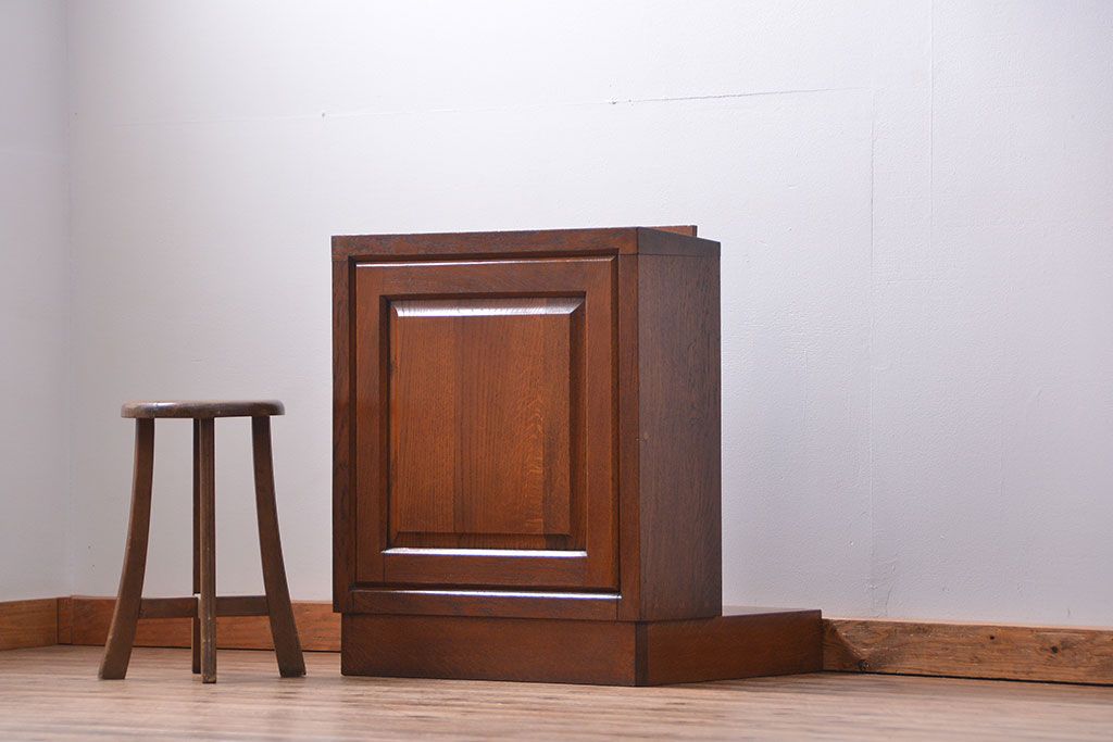 アンティーク家具　イギリスアンティーク 珍品 オーク材 古い教会の小供用リーディングデスク(演台、講壇、説教壇)