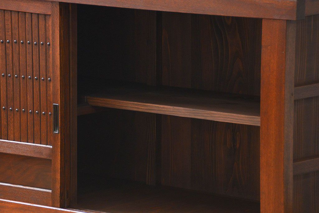 アンティーク家具　アンティーク 前面欅材!重厚な六尺水屋箪笥(食器棚、収納棚)