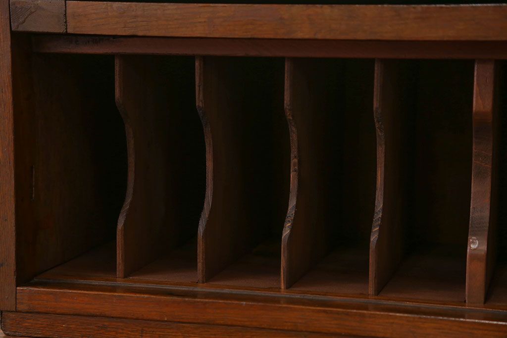 アンティーク家具 アンティーク 古いナラ材の上開き戸卓上本棚(書類棚、収納棚) | ラフジュ工房