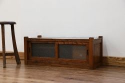アンティーク家具　アンティーク ダイヤガラス入りの置き床(置床、ローボード、テレビボード)