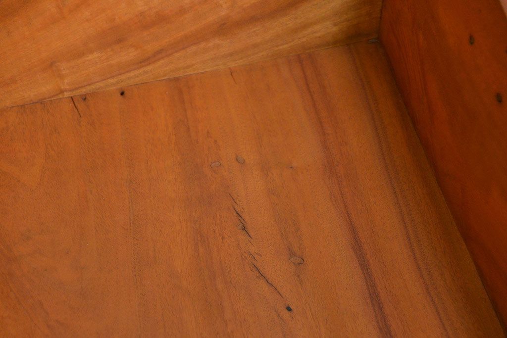 アンティーク家具　ドイツアンティーク 鉄脚付き 船トランクセンターテーブル