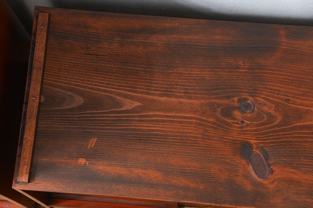 レトロ家具　昭和レトロ 小振りな黒柿杢目茶箪笥(収納棚)