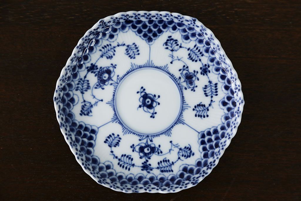 アンティーク雑貨　ロイヤルコペンハーゲン(Royal Copenhagen)・マイセンなどのカップ&ソーサー4種類セット(リモージュ・リチャード・ジノリ)