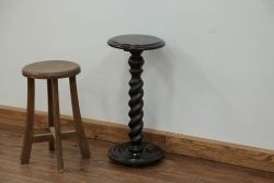 アンティーク家具　イギリスアンティーク ビーチ材　ツイストレッグプラントスタンド(花台、サイドテーブル)