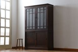 アンティーク家具　大正ロマン ダイヤガラス入りの2段重ね収納棚(食器棚)