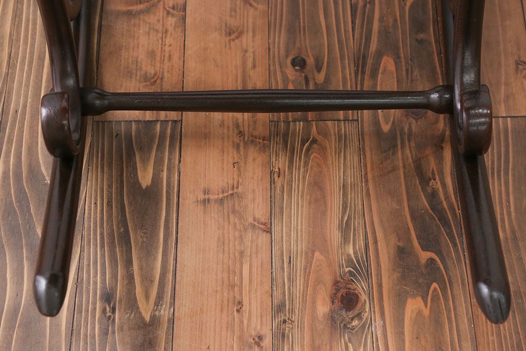 アンティーク家具　イギリスアンティーク 曲げ木ロッキングチェア