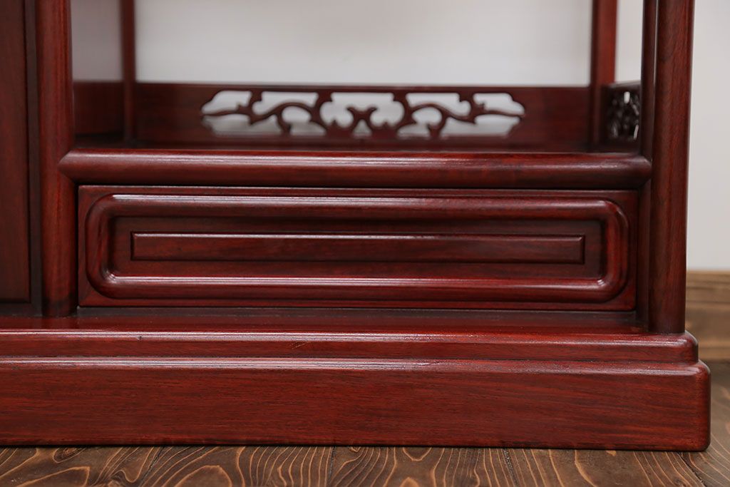 アンティーク家具　1970年頃 唐木製の横長飾り棚(茶棚、時代箪笥)