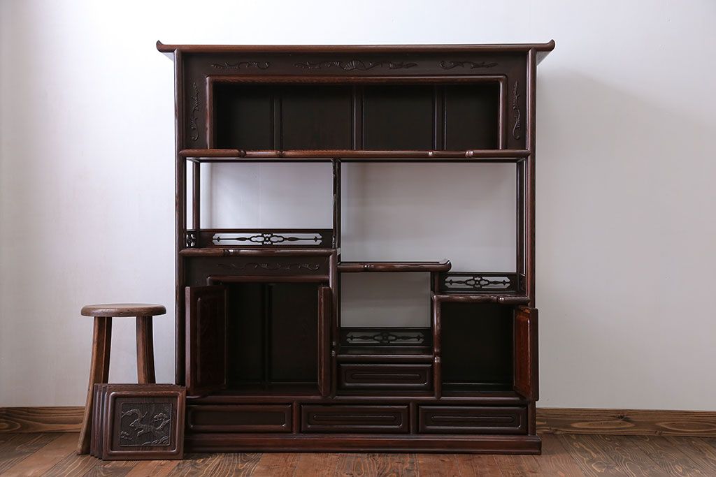 アンティーク家具　1960年頃 鉄刀木(タガヤサン)製 重厚な飾り棚(茶棚)