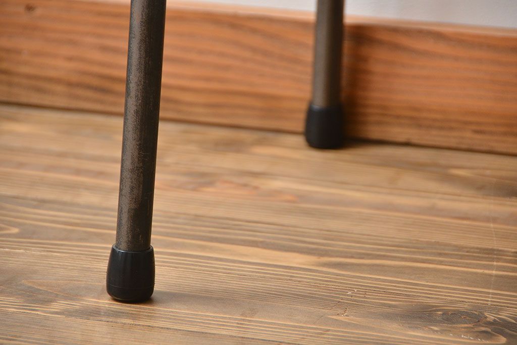 アンティーク家具　アンティーク 天板一枚板 古材を使った鉄脚テーブル(1)(作業台、机)