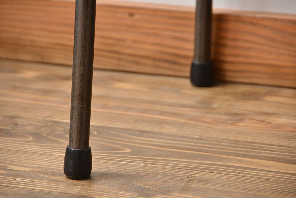 アンティーク家具　アンティーク 天板一枚板 古材を使った鉄脚テーブル(3)