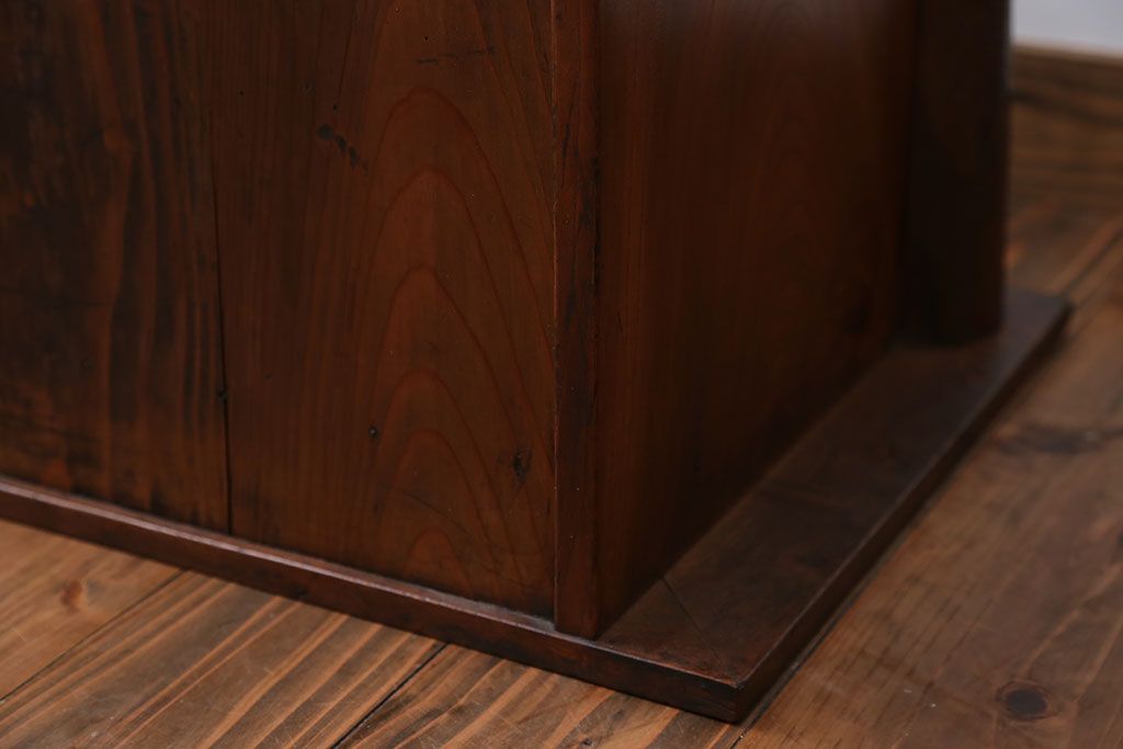 アンティーク家具　古民具・骨董 古い欅材の引き出し付き置き床(ローボード)