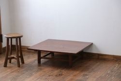 アンティーク家具　古民具・骨董 天板欅材一枚板 シンプルな角テーブル(机)