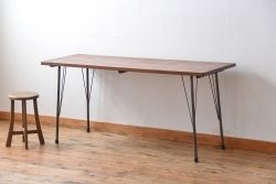 アンティーク家具　アンティーク 天板一枚板 古材の鉄脚テーブル(3)(机、作業台)