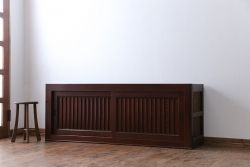アンティーク家具　アンティーク　六尺 縦桟引き戸!時代箪笥ローボード(サイドボード、水屋箪笥、テレビ台、キャビネット、収納棚)
