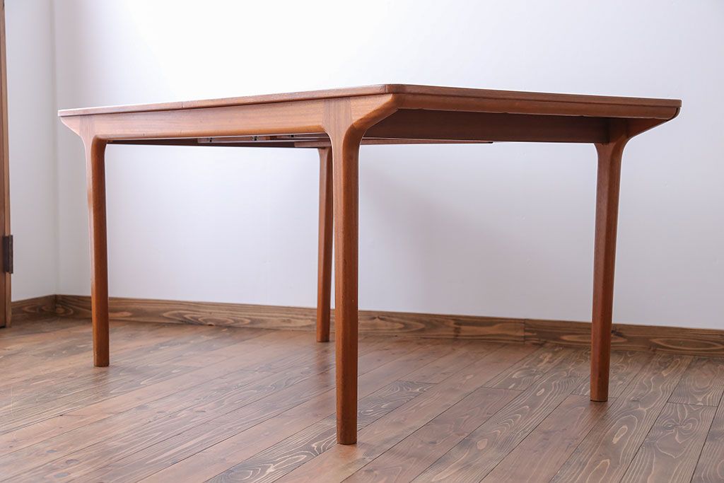 ヴィンテージ家具　北欧ビンテージA.H.Mackintosh(マッキントッシュ)エクステンションテーブル(ダイニングテーブル)