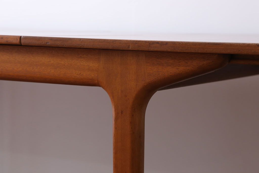 ヴィンテージ家具　北欧ビンテージA.H.Mackintosh(マッキントッシュ)エクステンションテーブル(ダイニングテーブル)
